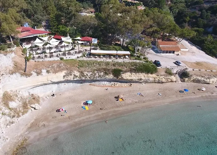 Dionysos, Spartia, Kefalonia וילה