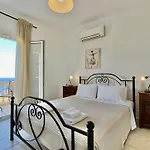 Dionysos, Spartia, Kefalonia Вилла *